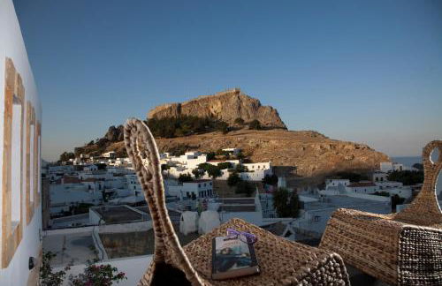 Villa Lindos - Photo 2