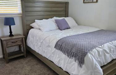 Cozy Bayshore Garden 3 BR House close to IMG - Foto 2