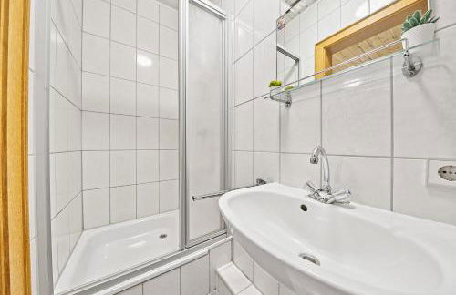 home2stay Monteur Apartmenthaus Deggendorf Wifi Smart TV Parking - Foto 9