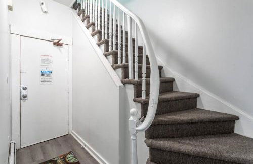 Spacious 4BR 1BA Duplex Apartment Near NYC - Foto 38