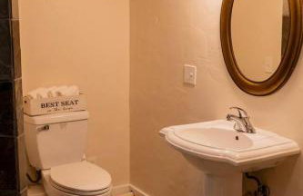 Eastside Suite-Cozy 3 Bedroom Home next 2 Downtown - Foto 10