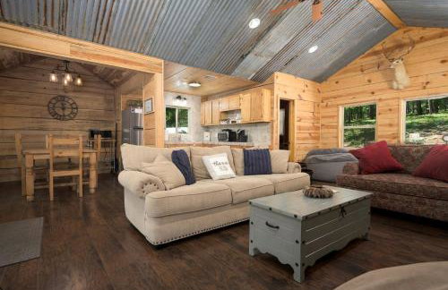 Impressive Cabin Surrounded by Trees in Nashoba, Oklahoma - Foto 12