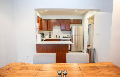 Cozy 3 Bedroom Min to National Mall Great Location and Free Parking - Foto 39