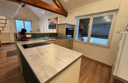 Mini-Loft, terrasse 24m2, Internet Haut-débit, garage privé et place de parking - Foto 8