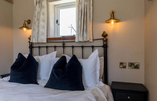 Country Cottage with Hot Tub - pre-heated for your arrival - Photo 11