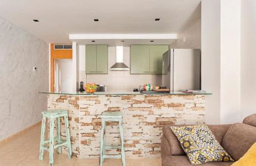 CastelPlace beach con plaza de Garage incluida, free parking and AC - Photo 11