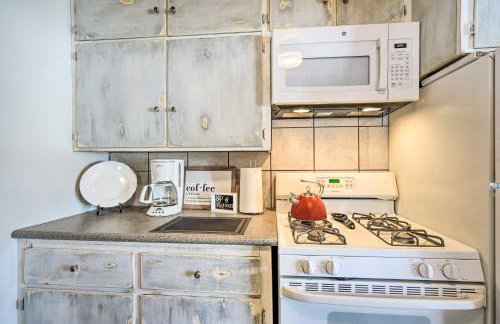 Family Home - Walk to Town and Balsam Lake! - Foto 23