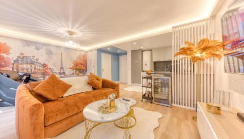 Premium Spa Suite Jacuzzi Hot Tub Massage Chair near Paris-Stade de France-CDG Airport - Foto 2