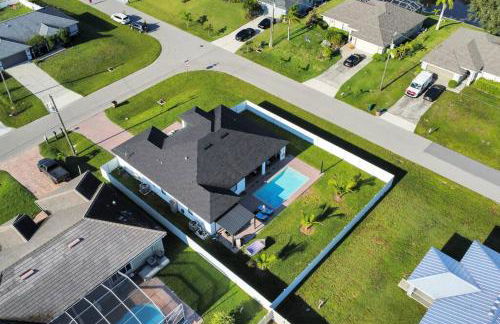 Casa Sevilla, heated pool, sleeps 9, 4B3B - Foto 74