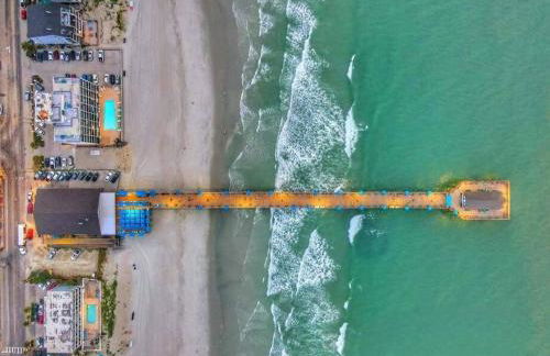 *OCEAN FRONT* Pier-adise 2Bed/2Bath, Sleeps 8 - Photo 30