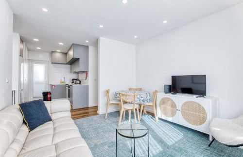 Vita Portucale ! Almada Chic Design 3BR - Foto 16