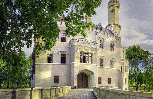 Zamek Karpniki Schloss Fischbach - Foto 1