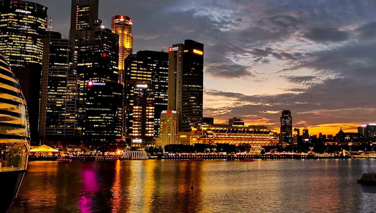 La caída del sol en Singapur