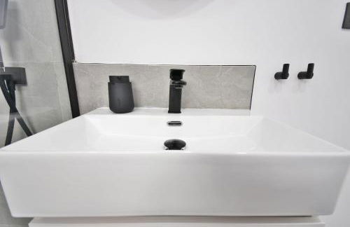 Palm Suites - Photo 50