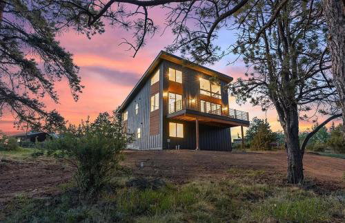 Modern Mountain House with Spa and Scenic Views - Foto 7