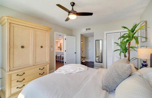 Oceanfront Satellite Beach Condo with Balcony, Views - Foto 14