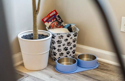 King Suite 2 Full Baths Stocked Kitchen - Foto 19