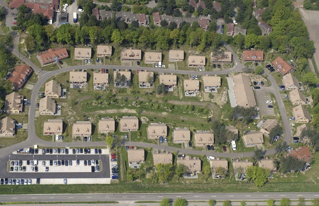 Restyled Bungalow with Dishwasher near Nature Reserve - Photo 31
