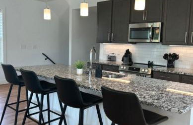 Luxury 3BD Home Near VCU With Rooftop FREE Parking - Foto 10