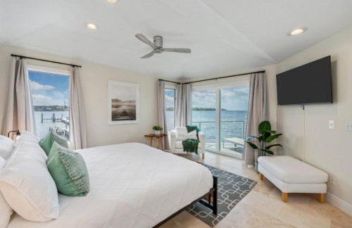 FEATURED ON HGTV'S MY LOTTERY DREAM HOME! Private dock, 15 minute boat ride to Crab Island, 20 minute drive to Destin, Pet Friendly - Foto 12