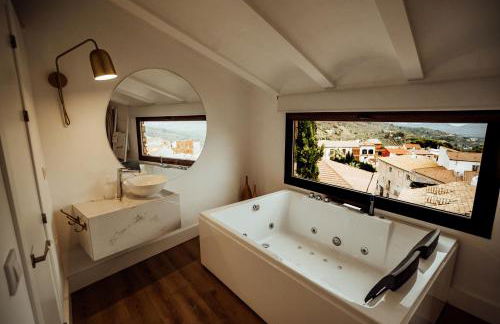 Miramundos Jacuzzi privado y vistas Escapadas románticas en Magina - Foto 8