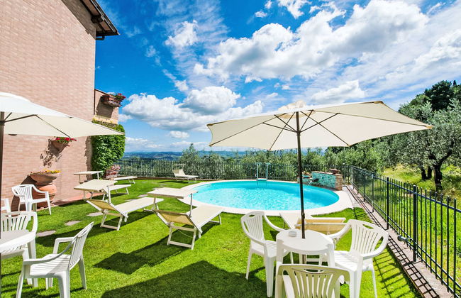 1 bedroom Apartment in San Gimignano with swimming pool and garden - Photo 18