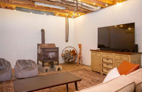 Private Riverfront Cabin, Kayaks, Ping Pong, Gym - Foto 25