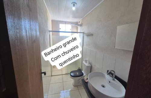 Studio na area central com ar condicionado, banheiro privado - Foto 10