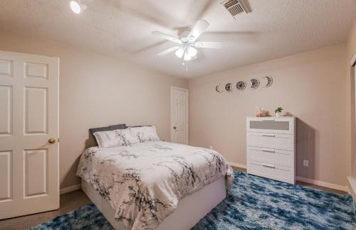 Riverside country retreat with easy access to all that Houston has to offer - Foto 80