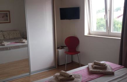 Nina Villa - Foto 25