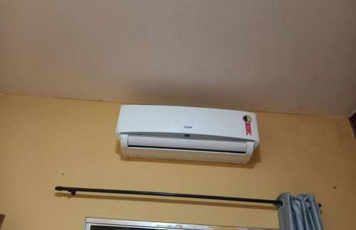 casa,ar condicionado,suíte e garagem no major prates - Foto 1