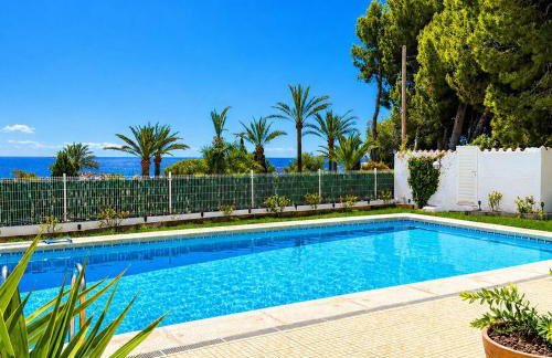 Preciosa villa con piscina, jardín y vistas al mar WIFI - Foto 71