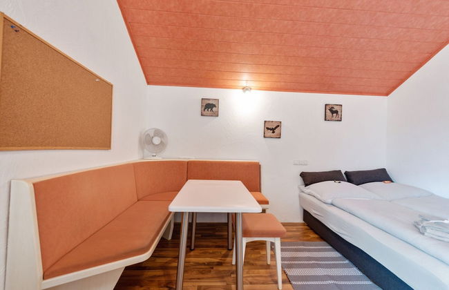 Modern Holiday Home in Pinsdorf With Garden - Photo 31