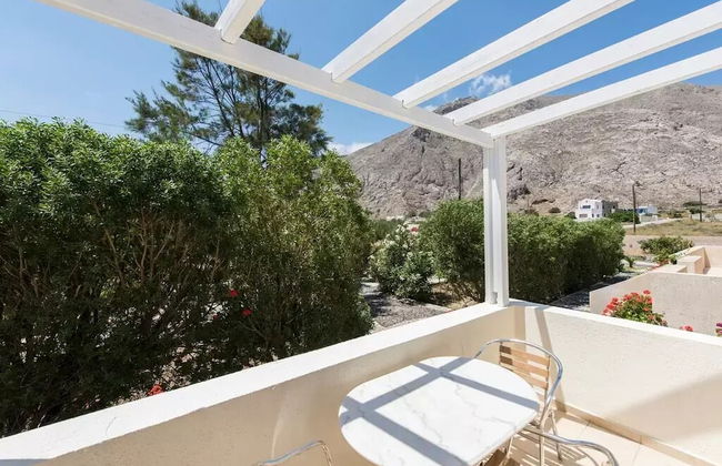 Birds Villa Apartments with Heated Pool - Including Car and Breakfast - Foto 63