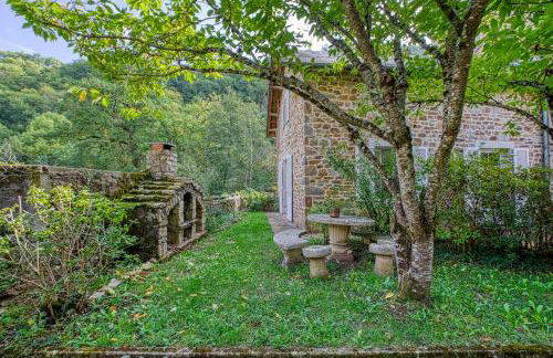 Moulin piscine des Attizals bord rivière - Photo 9