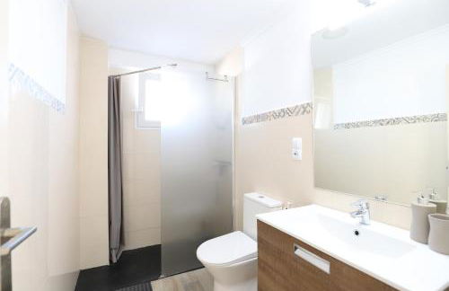 2 apartamentos en una excelente villa de playa compartiendo Piscina y Jardín - Foto 32