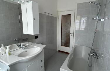 Dolce Vita - Fantastic view -Free Wi-fi & late check-out - Foto 36