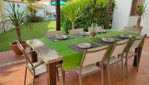 Villa con piscina junto a la playa - Foto 4