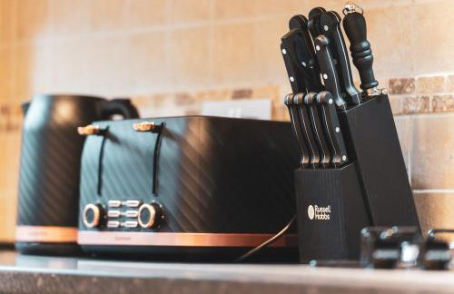 Kingston 5 Bed 2 Bath Contractors Close to Station - Foto 34