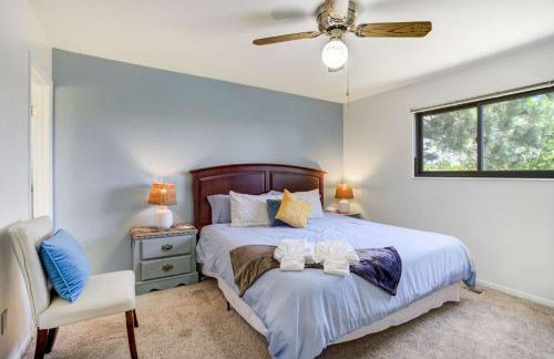 Central 3BR Home Near UCCS & Hospitals | MTR Ready - Foto 3