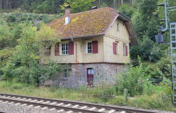 Historisches Bahnwärterhaus - Foto 1