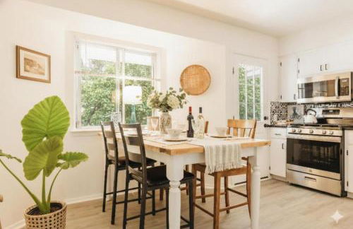 Japanese Wabi Sabi Zen Beauty at SoCO, Downtown - Foto 3