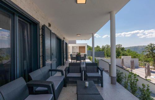 Villa Althea for 8 persons near Labin with 35 m2 heated pool, kids playground & large garden - Foto 15