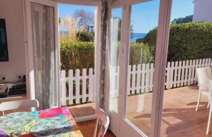 Casa con jardín a 25 metros de la playa. LA T. - Foto 9