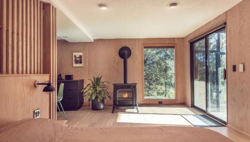 Spectacular Designer Treehouse with Mountain Views - Photo 3