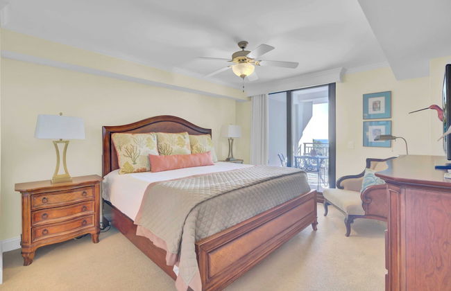 Oceanfront w/ Pool + Beach Access & Balcony View 312 B Shipwatch by Avantstay - Photo 13