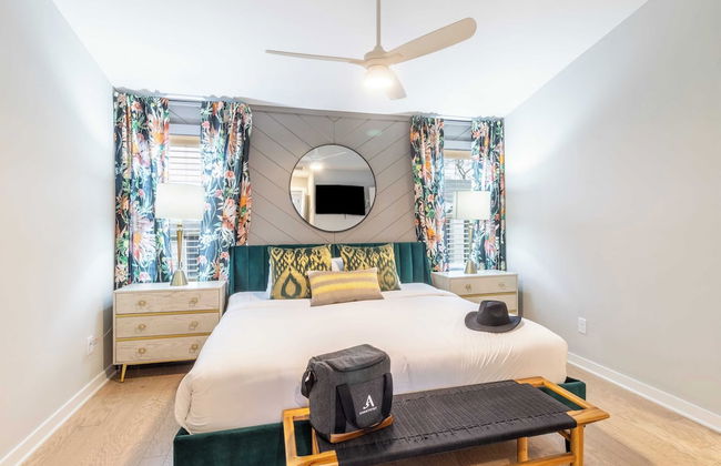 Monty by Avantstay 4bdr 4ba, Balcony w/ Outdoor Seating, 5mins to DT - Photo 16