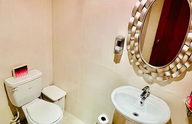 2 Minutes Walk to Beach Huge 3 bdrm Condo with Pool - Photo 68