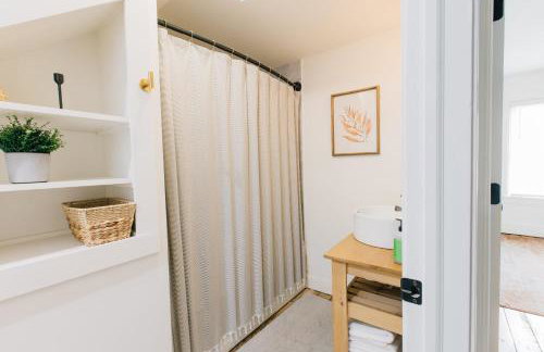 Getaway on Grant heart of Downtown with parking - Foto 18