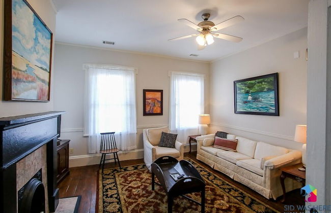 Artist's House Upper Apt Walk to Forsyth - Photo 10